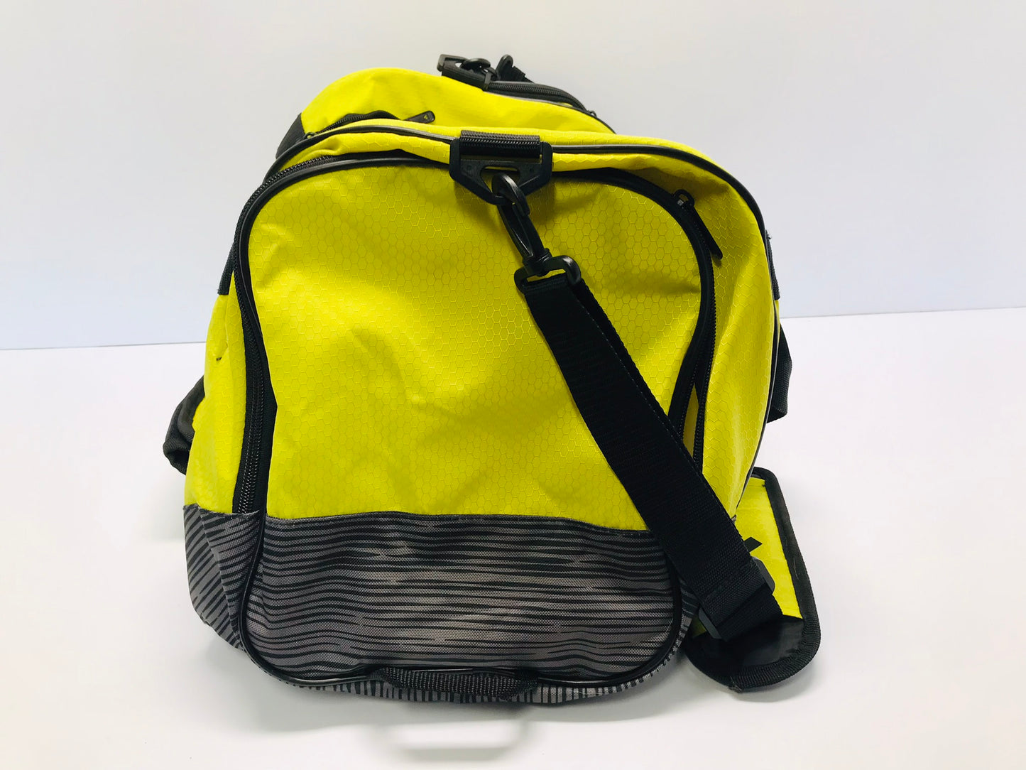 Adidas Sports Gym Travel Bag Lime Black Like New Used 1 Day
