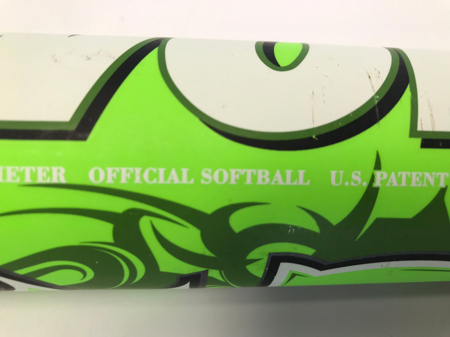 Baseball Bat 34 inch 26 oz Worth 454 Legit 100 Anniversary Softball Lime Green Outstanding Quality