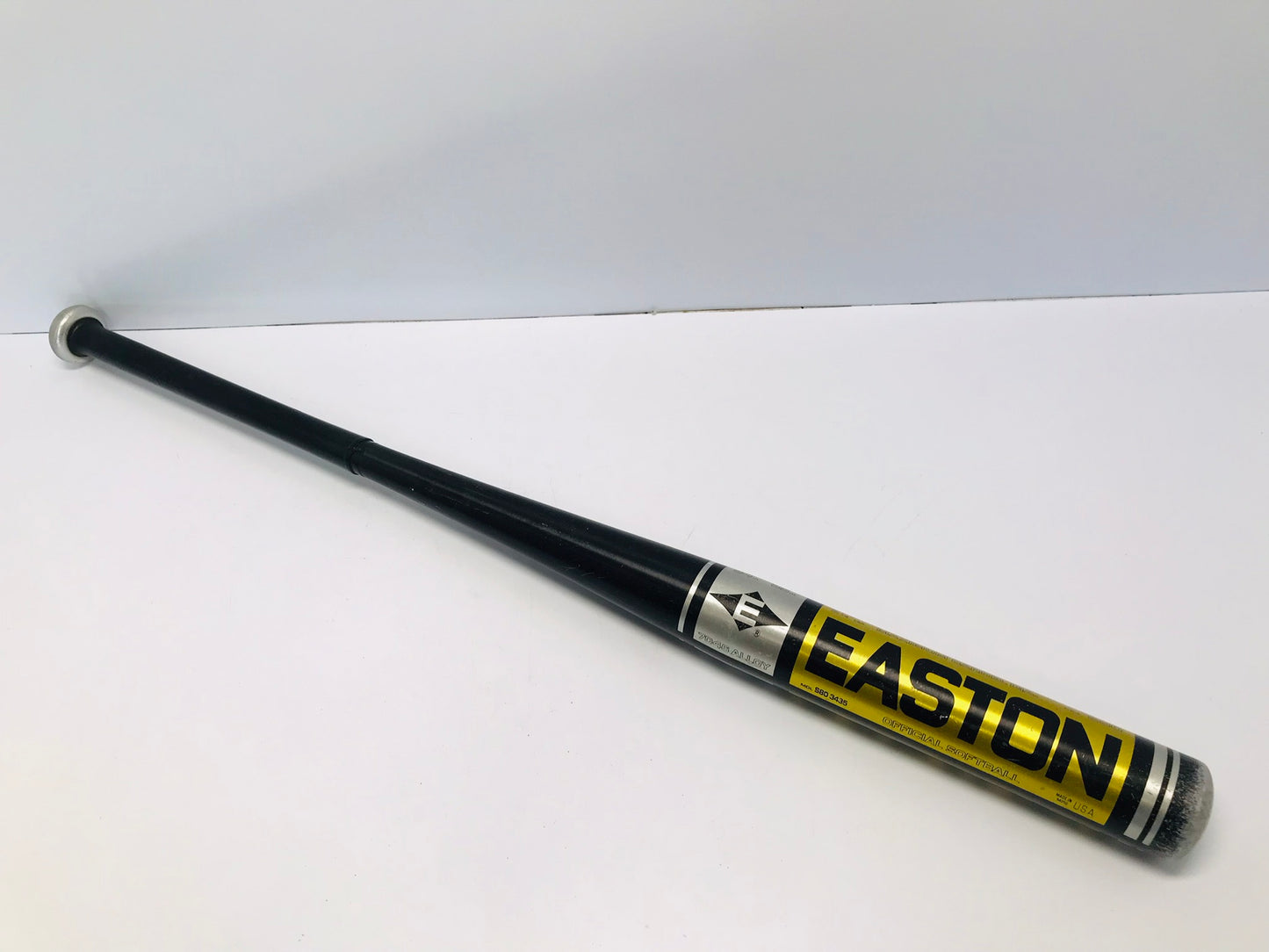 Baseball Bat 34 inch 35 oz Easton Black Magic Black Gold Silver Softball