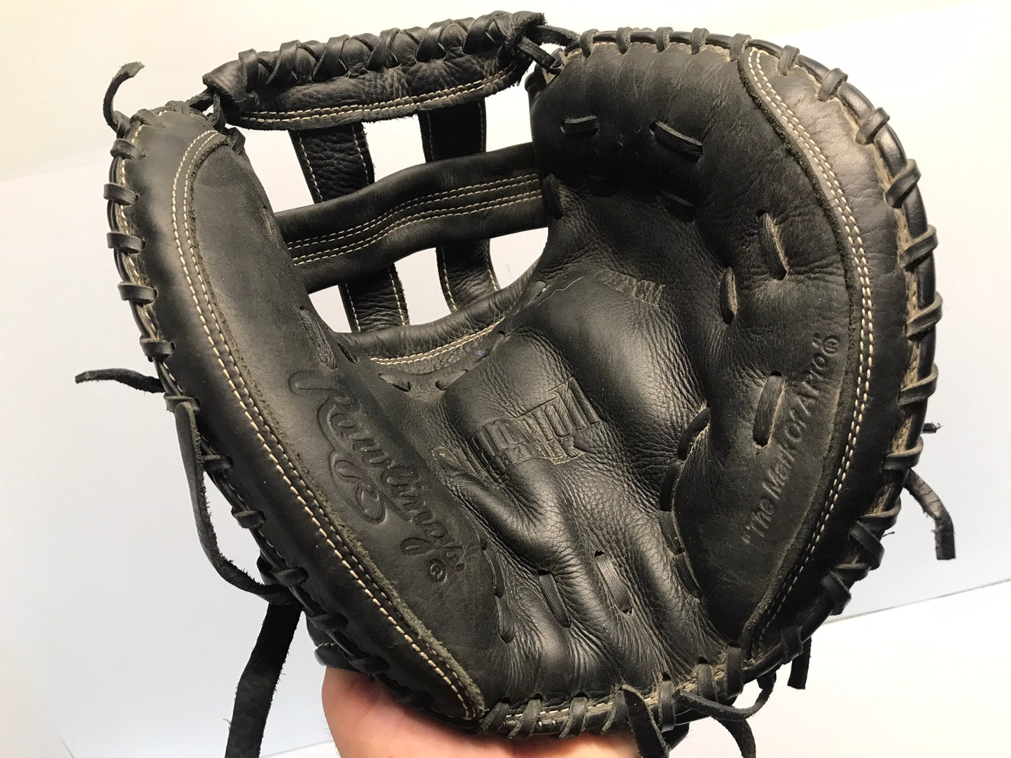 Baseball Catchers Mitt Youth Age 10-14 Rawlings Champion Leather Like New Fits Left Hand