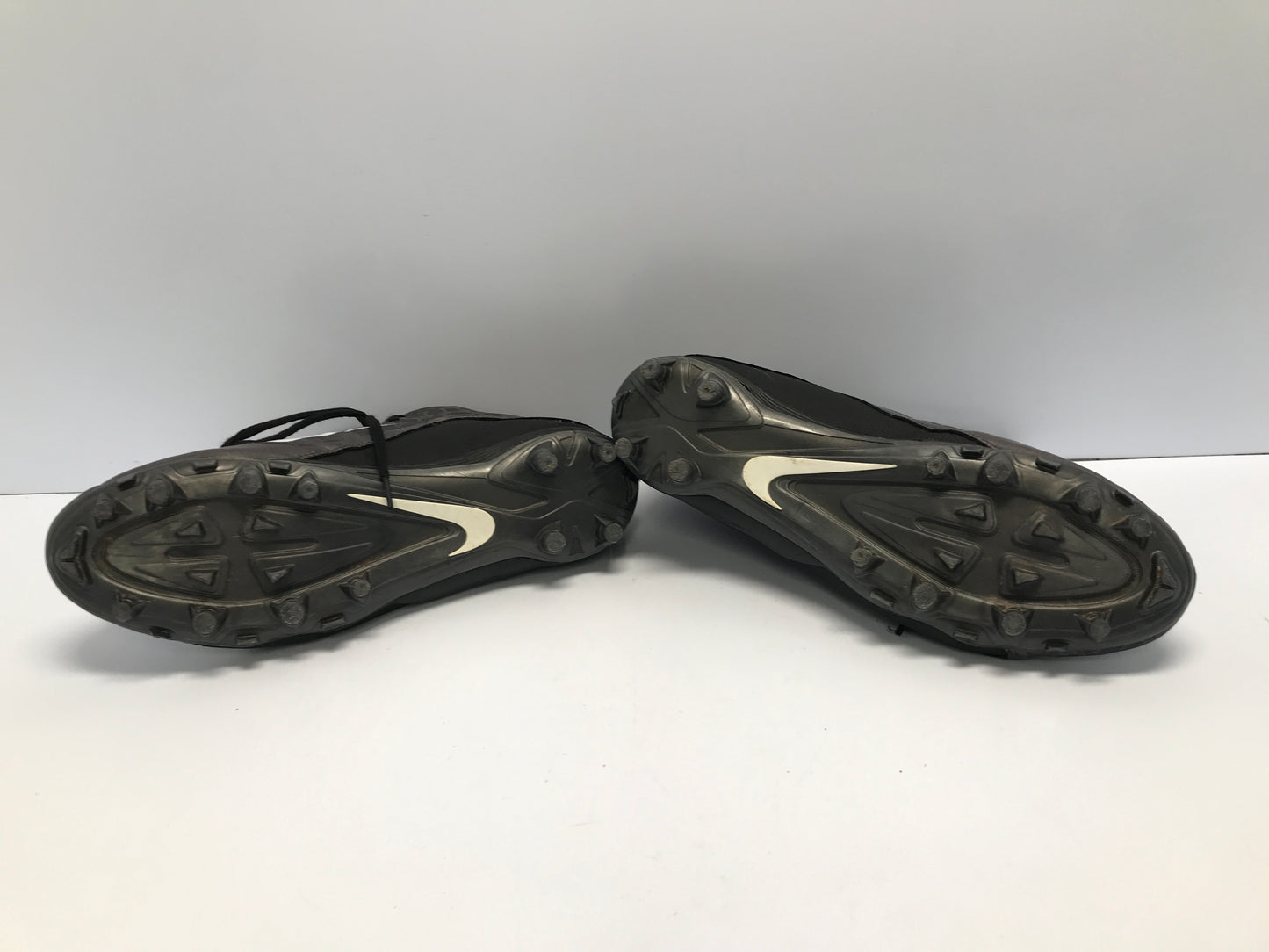 Baseball Football Rugby Soccer Shoes Cleats Men's Size 11.5 Nike Alpha High Tops Black Grey Excellent