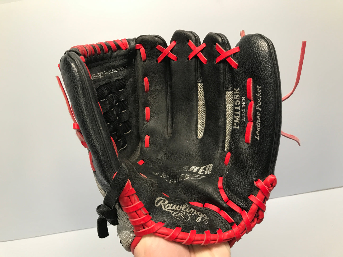 Baseball Glove Child Junior Size 11.5in Rawlings Leather Pocket Fits on Left Hand