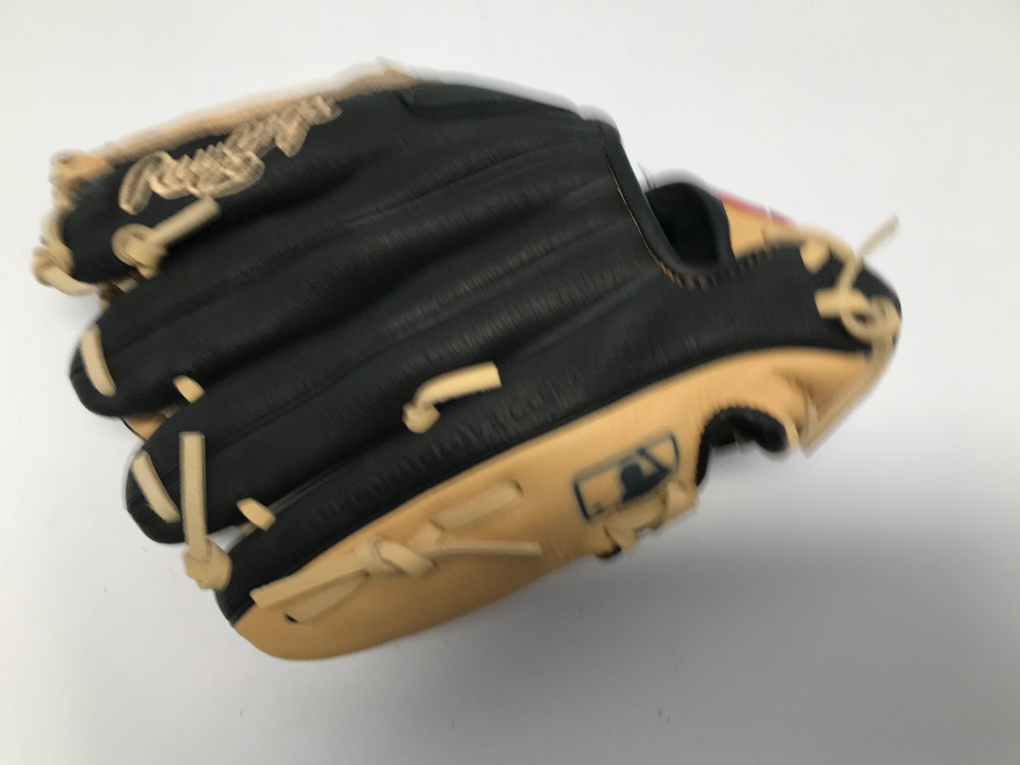 Baseball Glove Child Junior Size 11 Rawlings Leather Tan Like New Fits On Left Hand