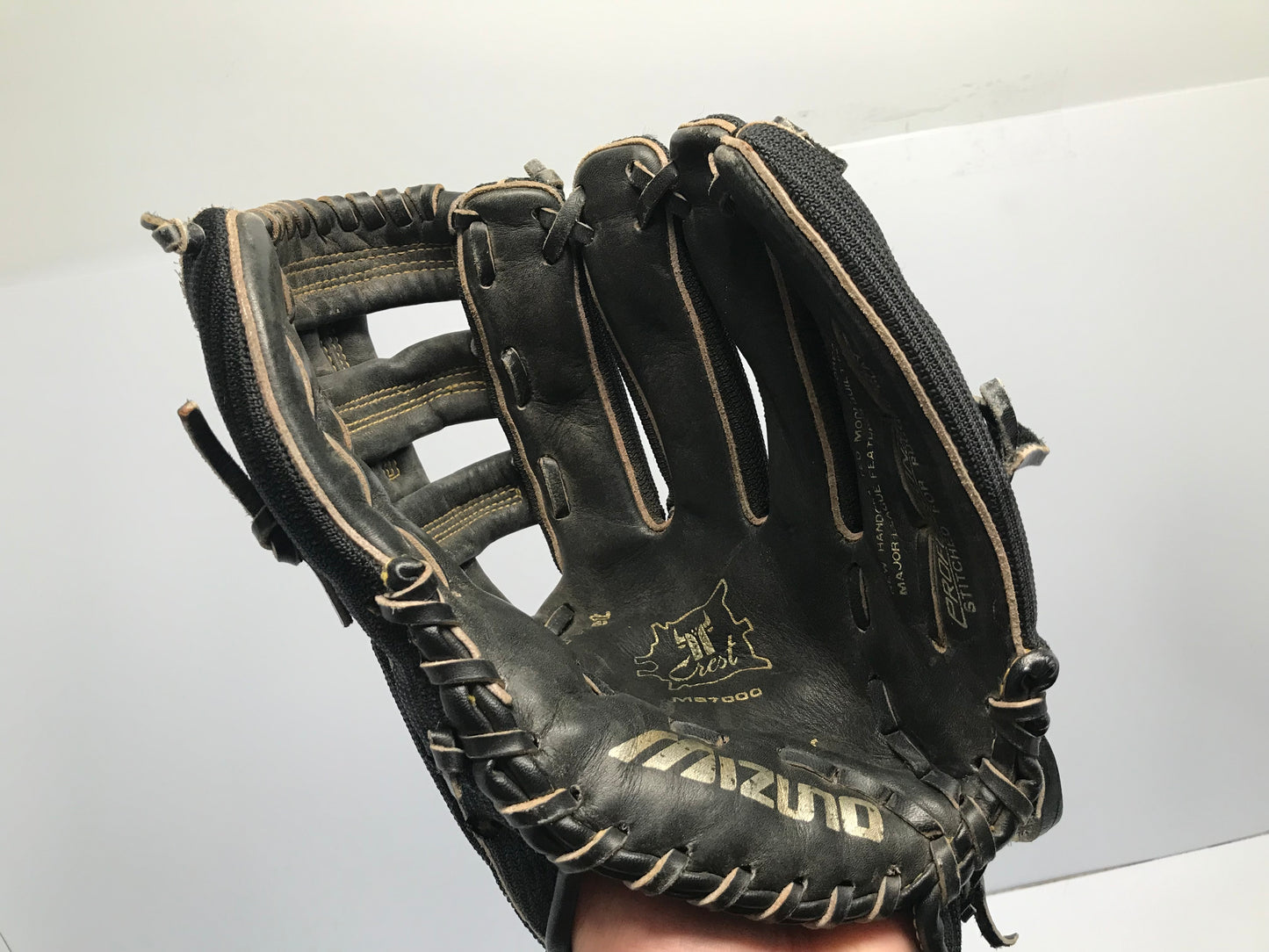 Baseball Glove Men's Size 12 inch Mizuno Black Leather Fits on Left Hand