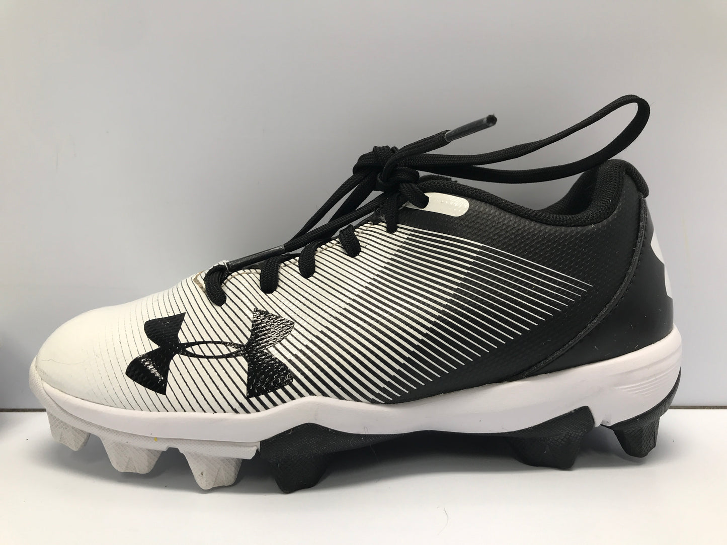 Baseball Shoes Cleats Child Size 1 Under Armour Black White Like New