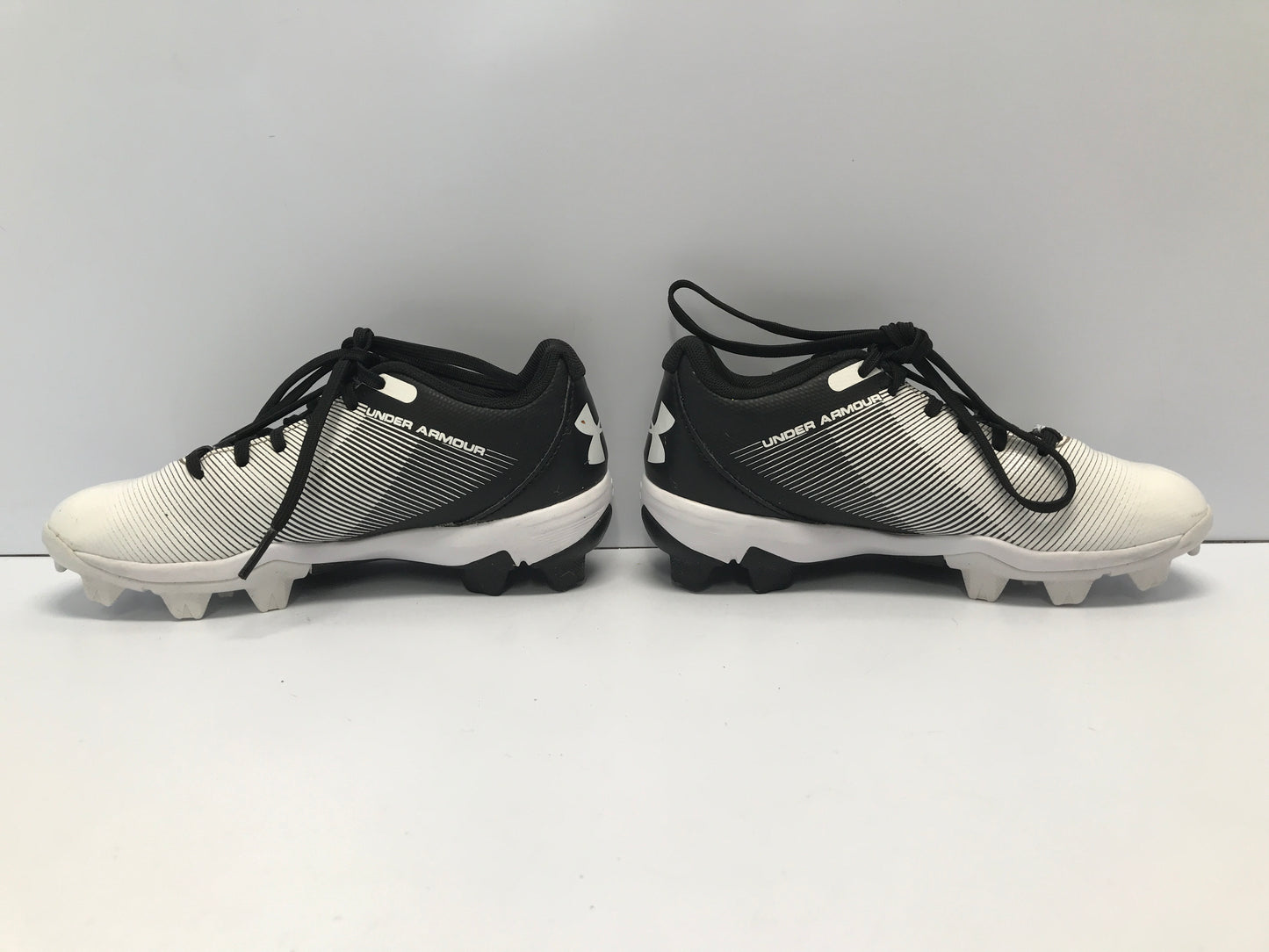 Baseball Shoes Cleats Child Size 1 Under Armour Black White Like New