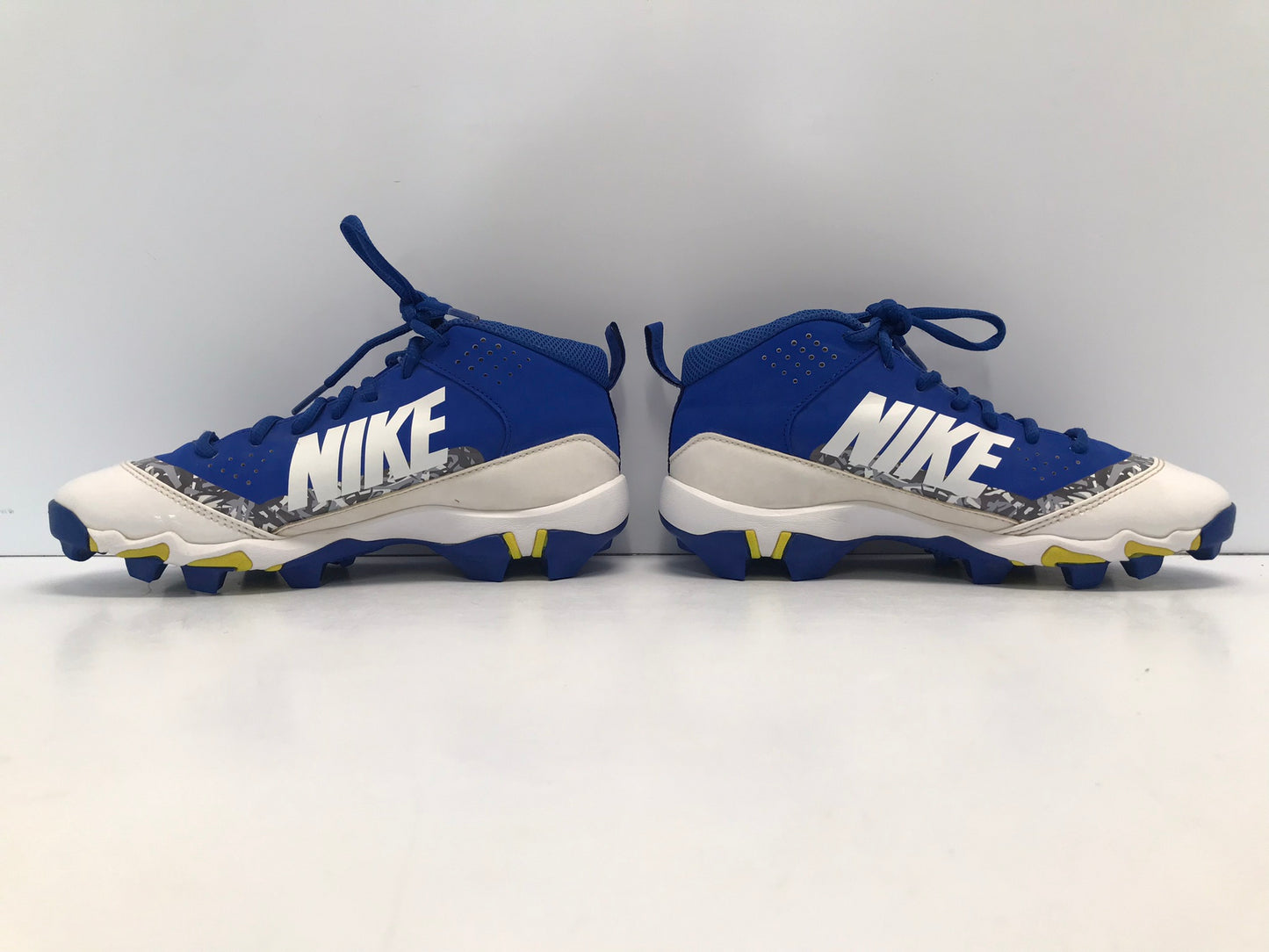 Baseball Shoes Cleats Child Size 3.5 Nike High Top Blue White Like New