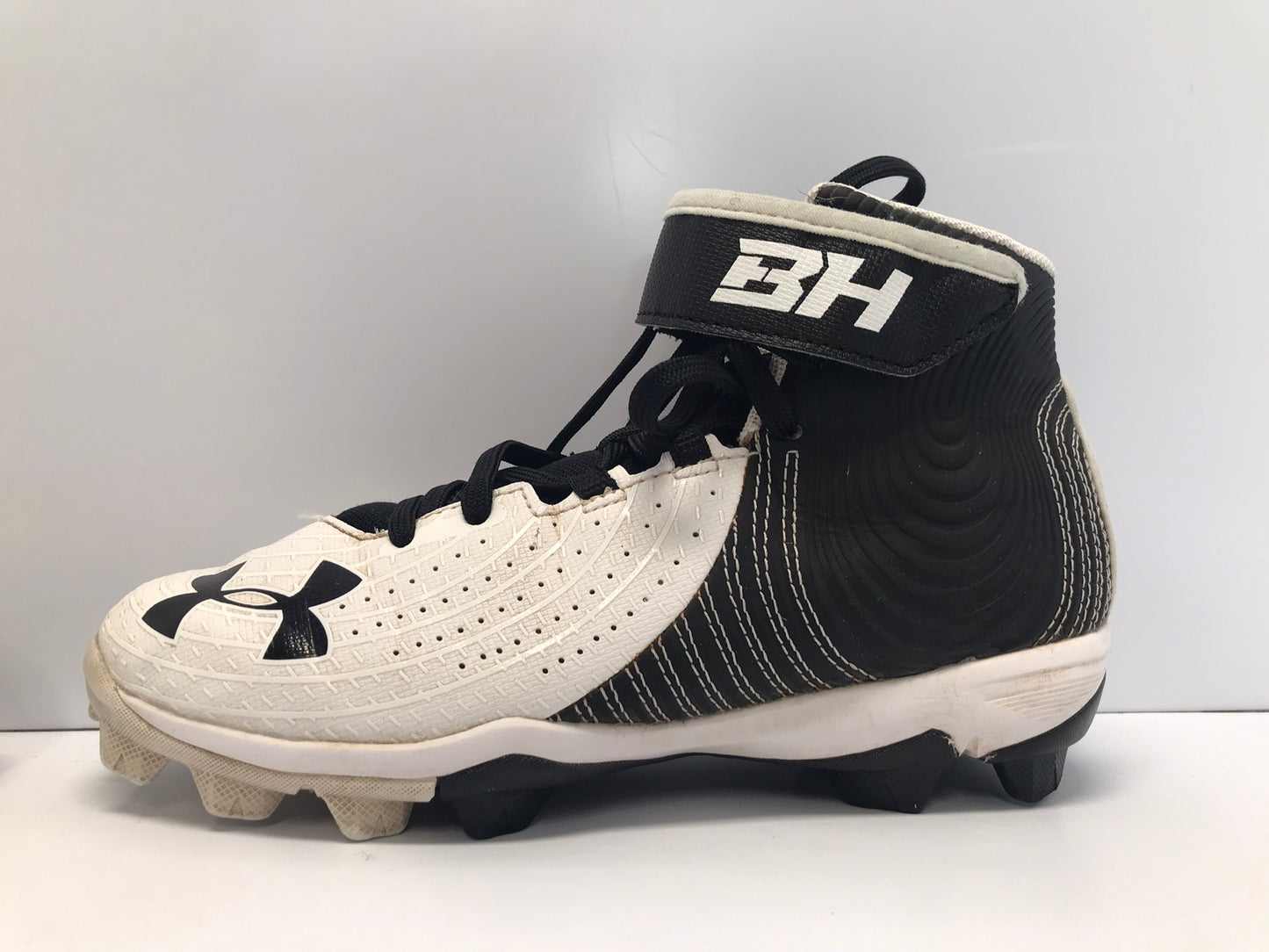 Baseball Shoes Cleats Child Size 3 Under Armour High Top Black White Excellent