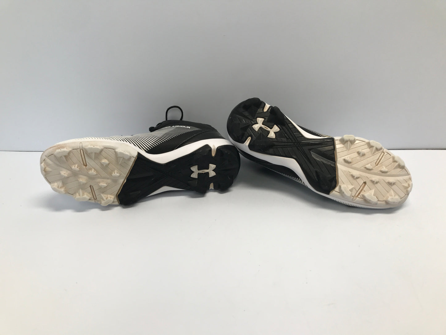 Baseball Shoes Cleats Child Size 4 Under Armour Black White High Tops