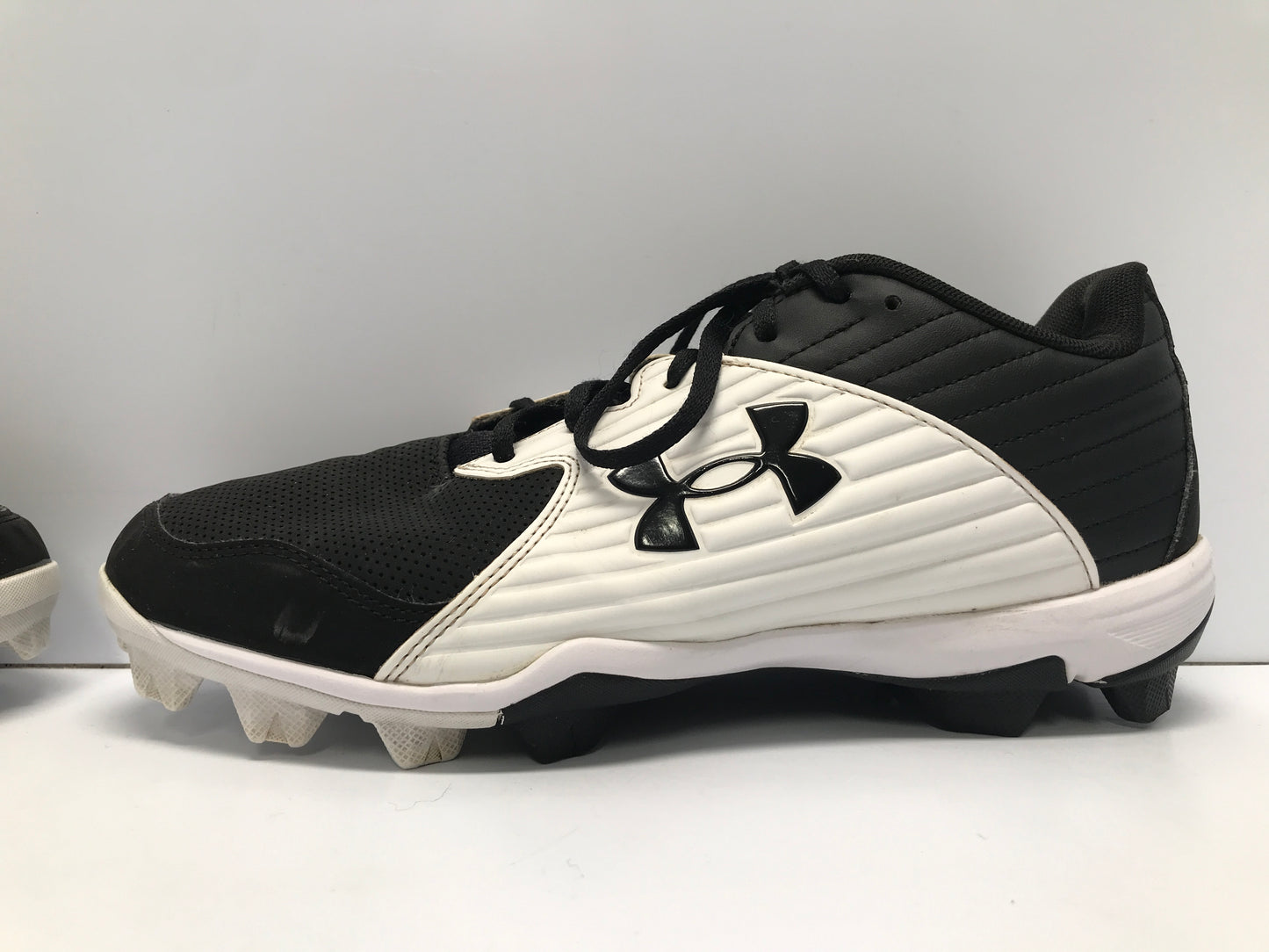 Baseball Shoes Cleats Men's 8.5 Under Armour Black White Excellent