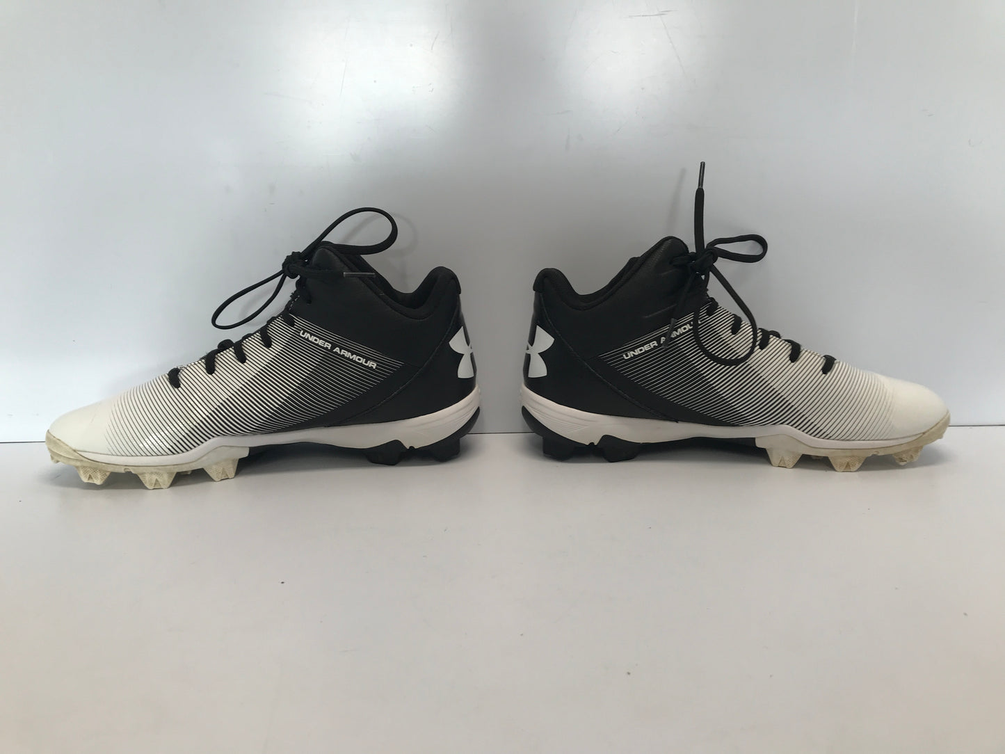 Baseball Shoes Cleats Men's Size 10 Under Armour High Tops Black White Like New