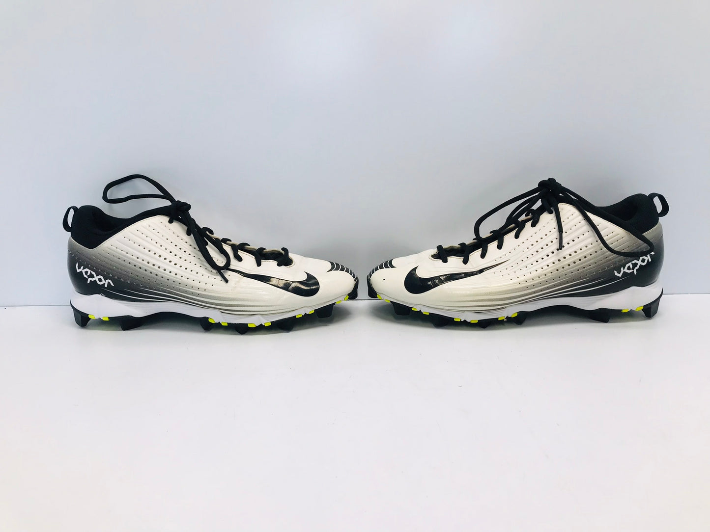 Baseball Shoes Cleats Men's Size 11.5 Nike Vapor Black White Lime Excellent
