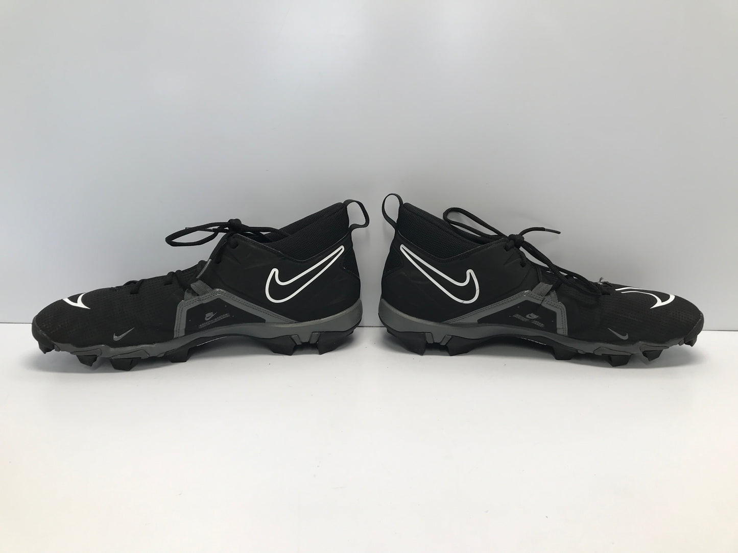 Baseball Shoes Cleats Men's Size 13 Nike Alpha Black Grey White Like New