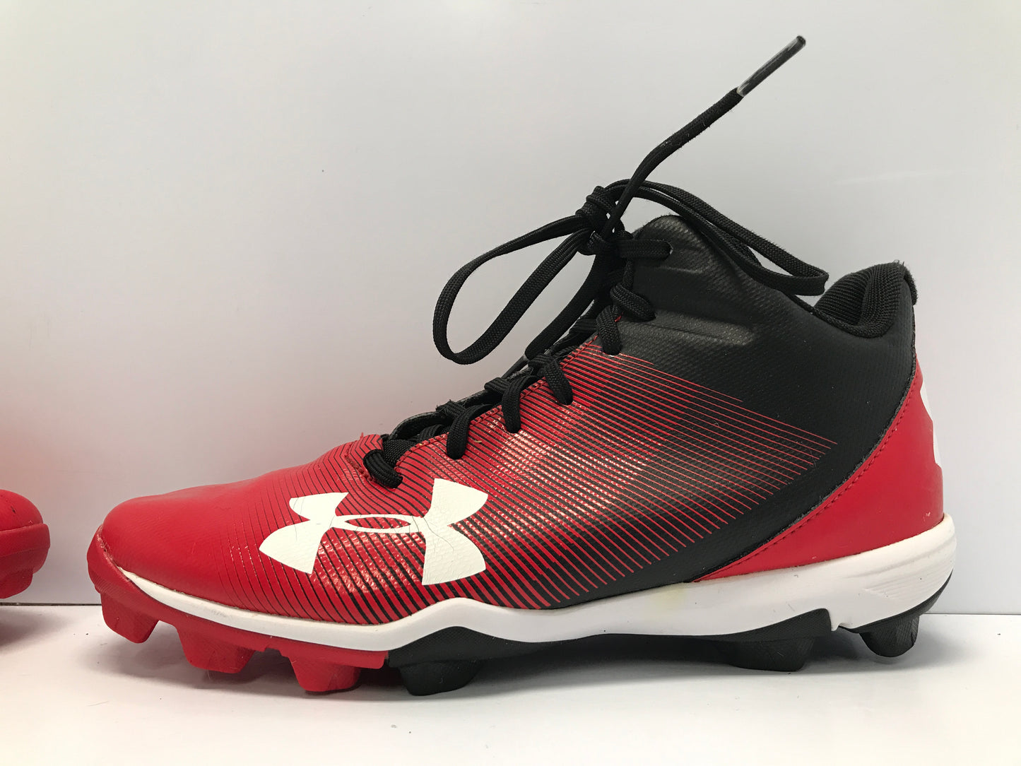 Baseball Shoes Cleats Men's Size 7.5 Under Armour Black White Red High Top  Excellent