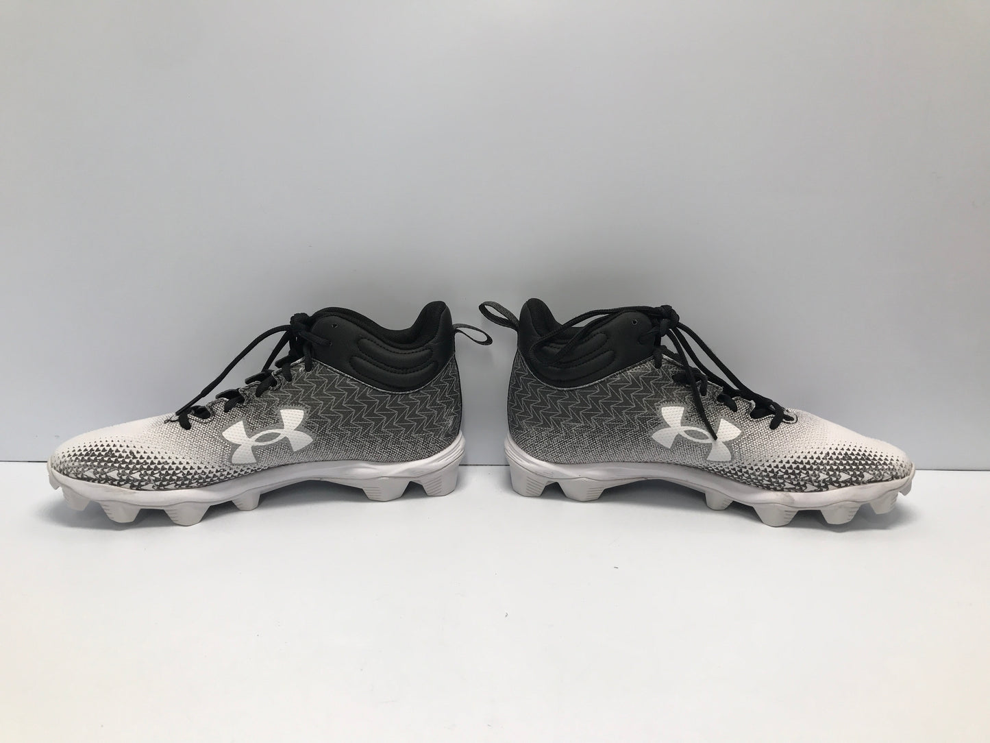 Baseball Shoes Cleats Men's Size 9.5 Black White Grey High Tops Under Armour Like New
