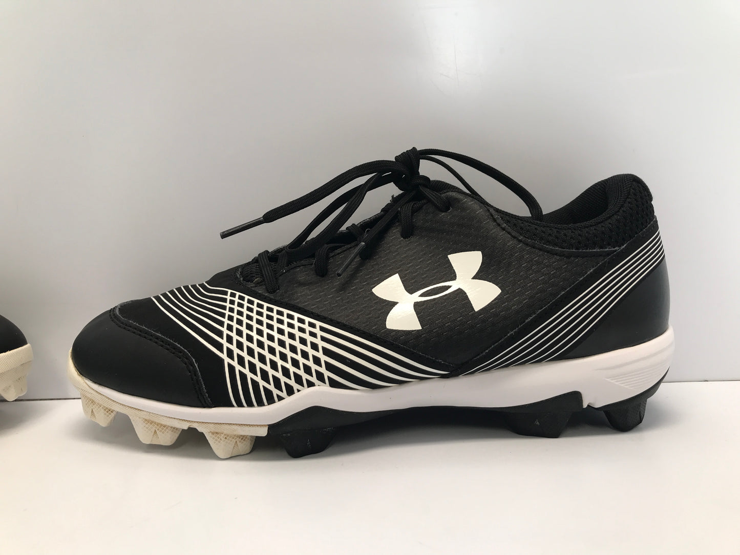 Baseball Shoes Cleats Men's Size 9 Under Armour Black White Like New
