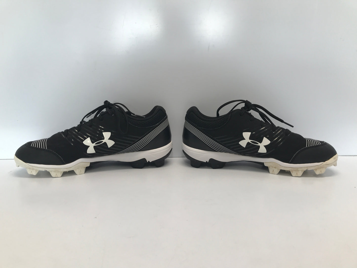 Baseball Shoes Cleats Men's Size 9 Under Armour Black White Like New