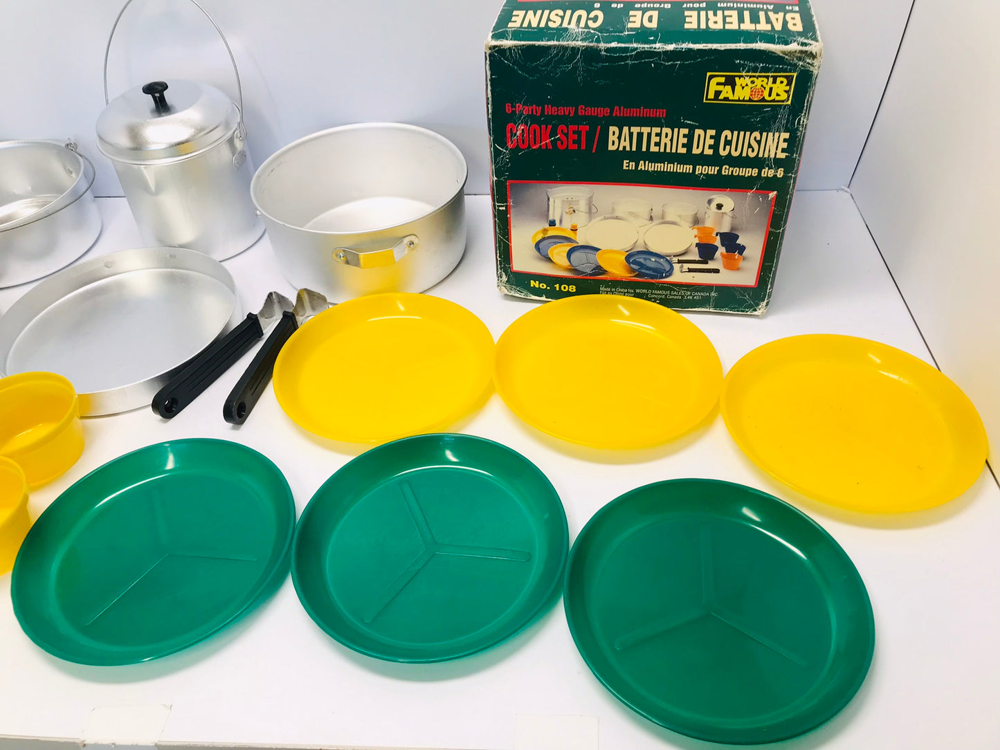 Camping 6 Family NEW Heavy Aluminum Plastic Cook Set