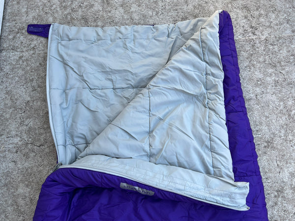 Camping MEC Little Dipper +5C Sleeping Bag  Children to Youths Excellent Condition Purple Grey