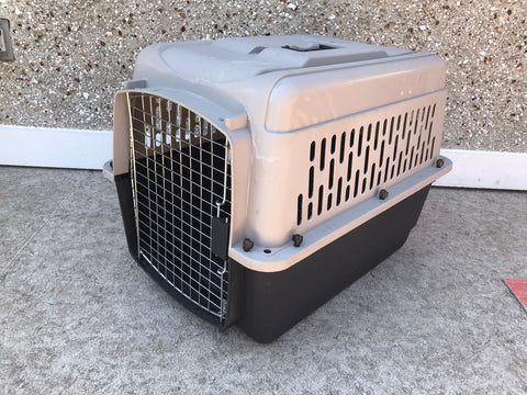 Dog Puppy Pet Kennel Crate Medium Size 28x22x20 inch Up to 25 Pounds Like New