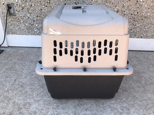 Dog Puppy Pet Kennel Crate Medium Size 28x22x20 inch Up to 25 Pounds Like New