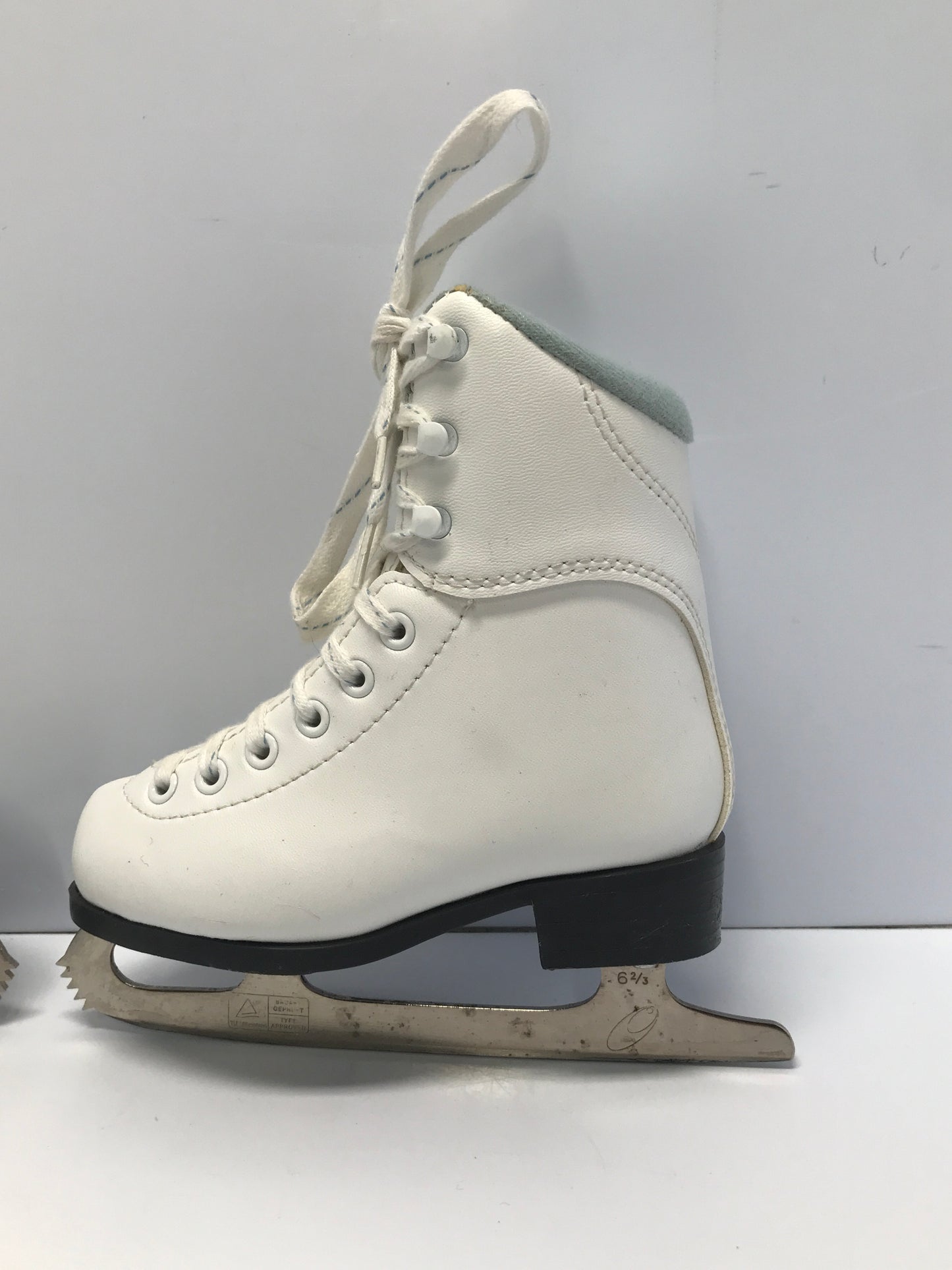 Figure Skates Child Size 10 Toddler Jackson Soft Skate