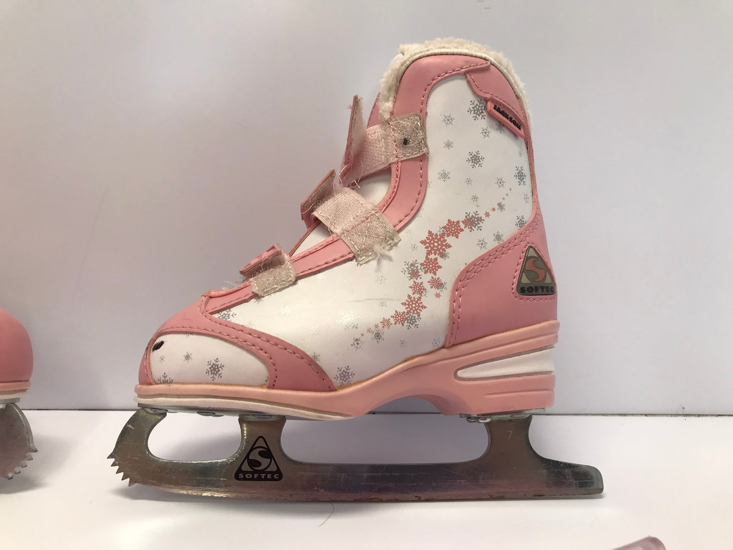 Figure Skates Child Size 11 Jackson Soft Skates Pink White Like New