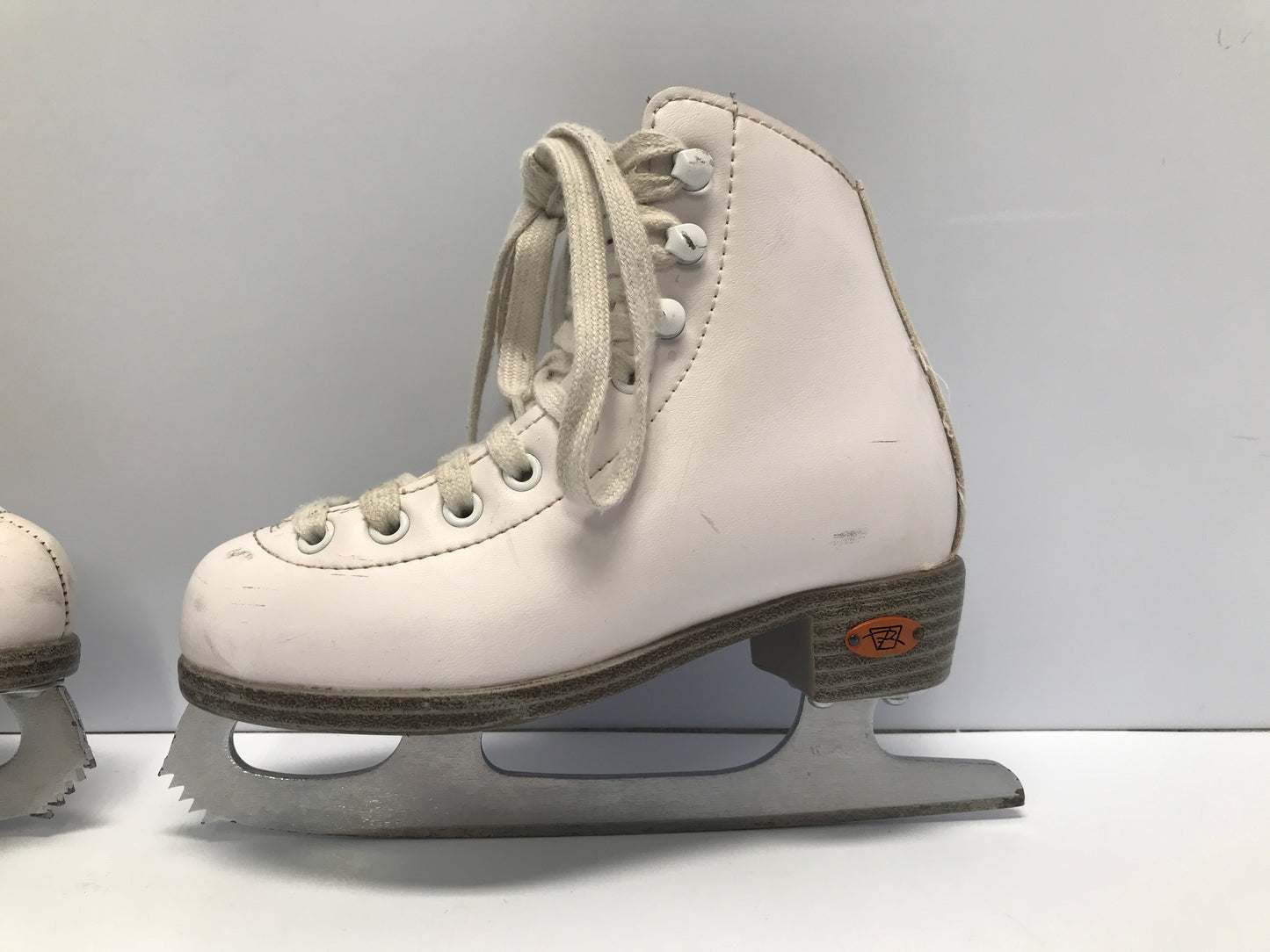 Figure Skates Child Size 11 Riesport Leather
