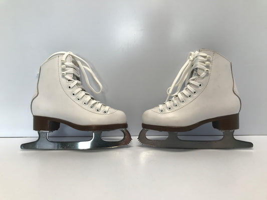 Figure Skates Child Size 11 Shoe Size Jackson 520 Excellent