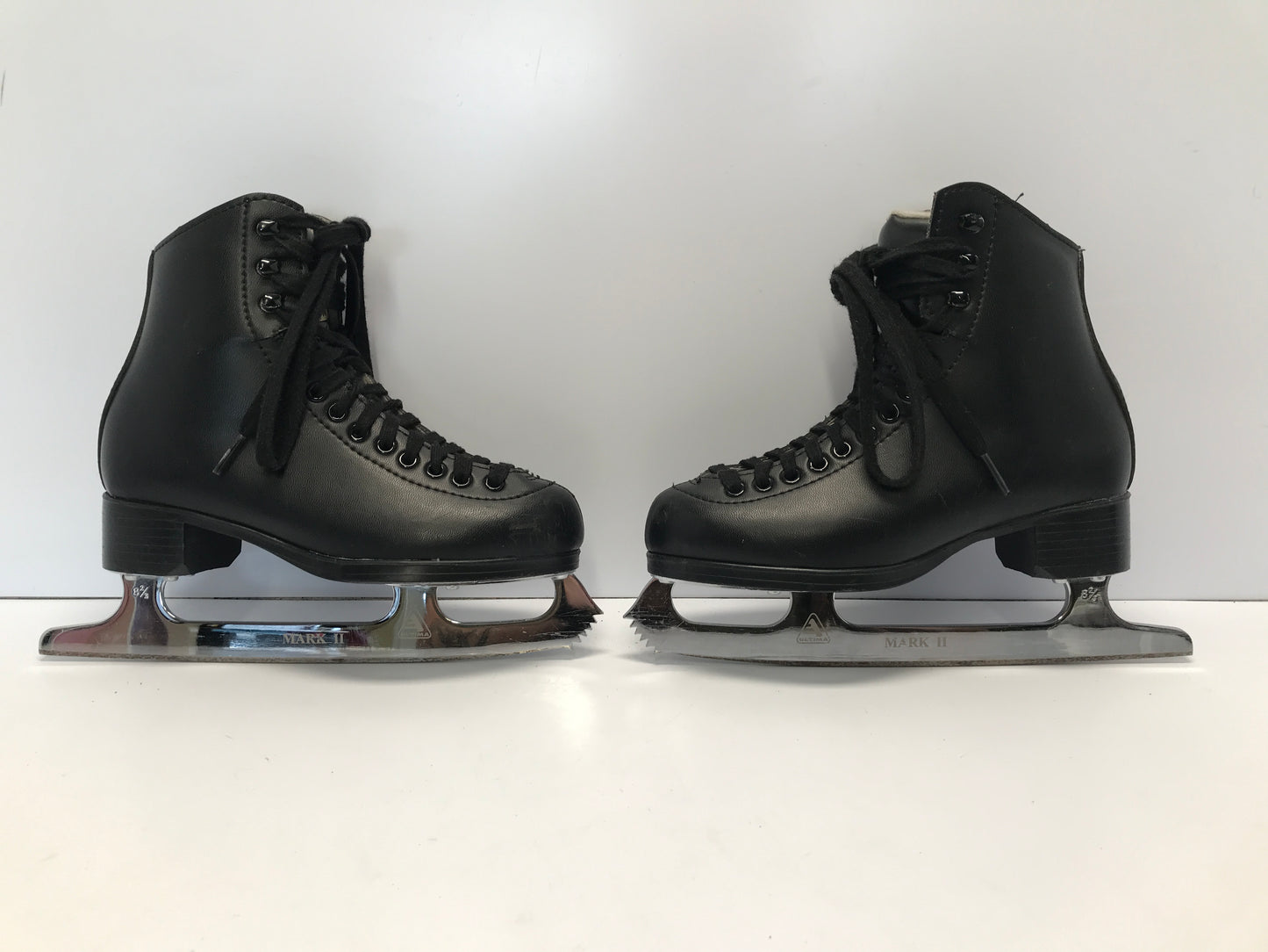 Figure Skates Child Size 1 Jackson Excell Black Leather Excellent