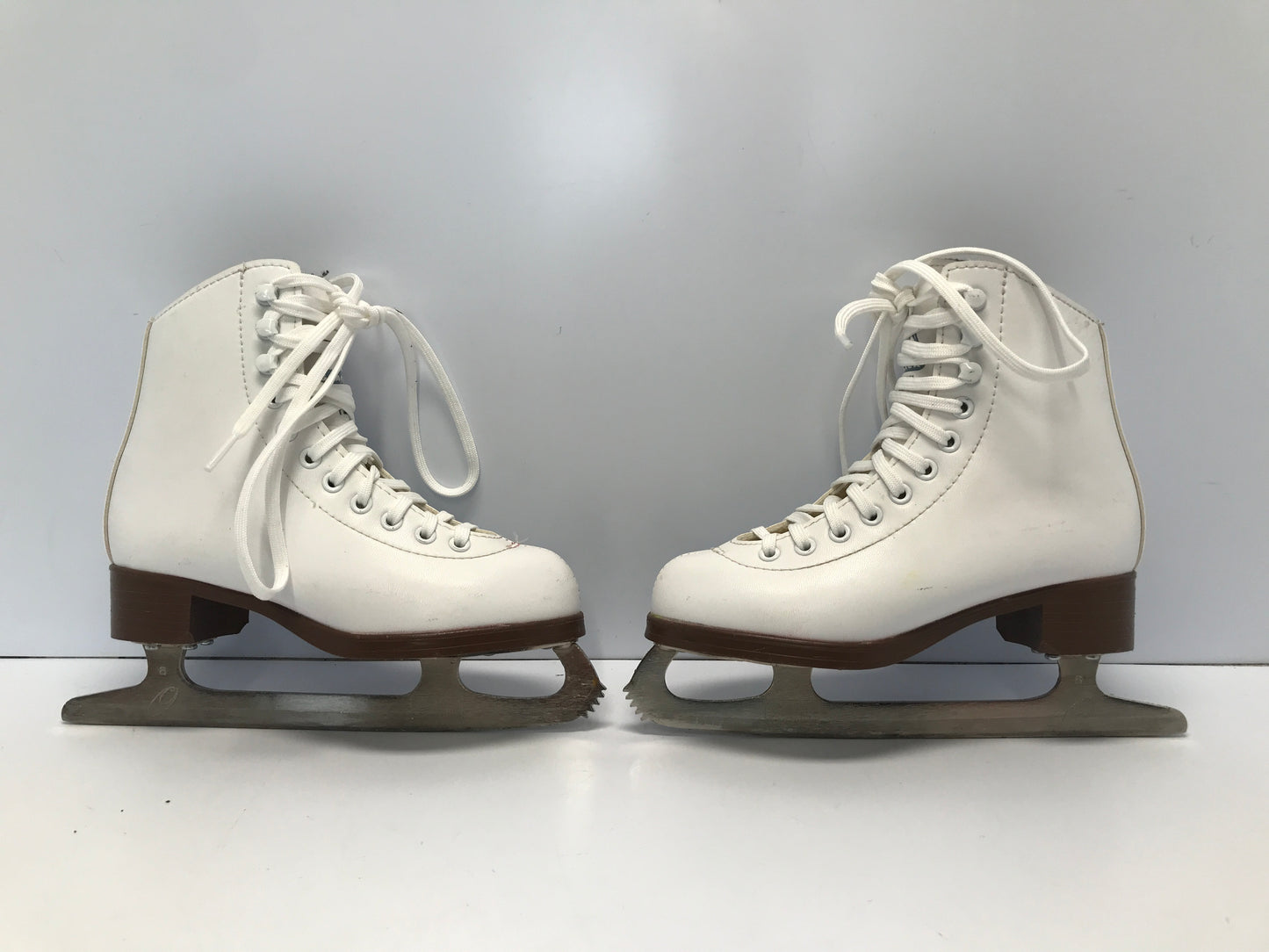 Figure Skates Child Size 1 Jackson Glacier Excellent