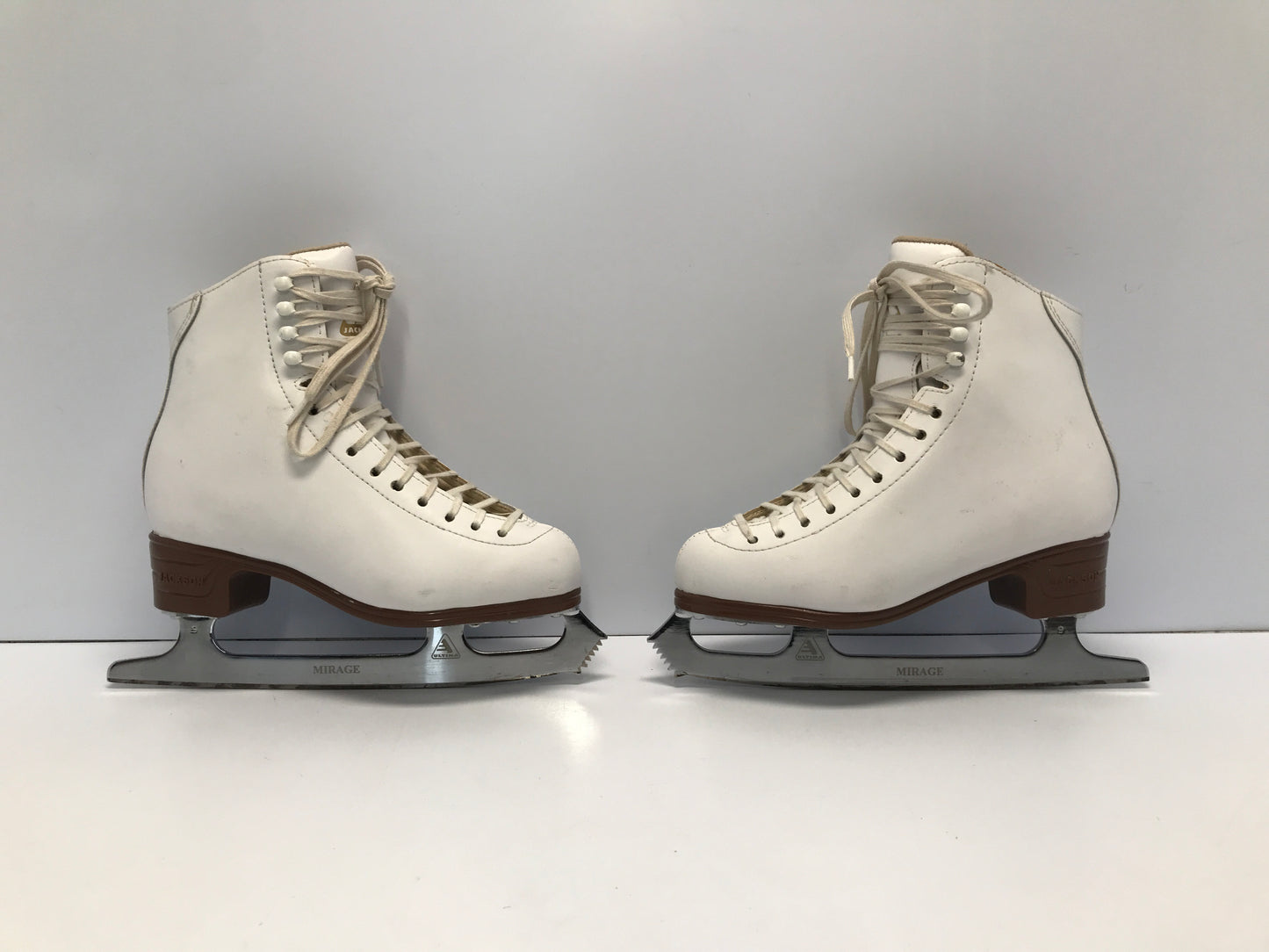 Figure Skates Child Size 4 C Jackson Classique Model 1990 Leather Like New