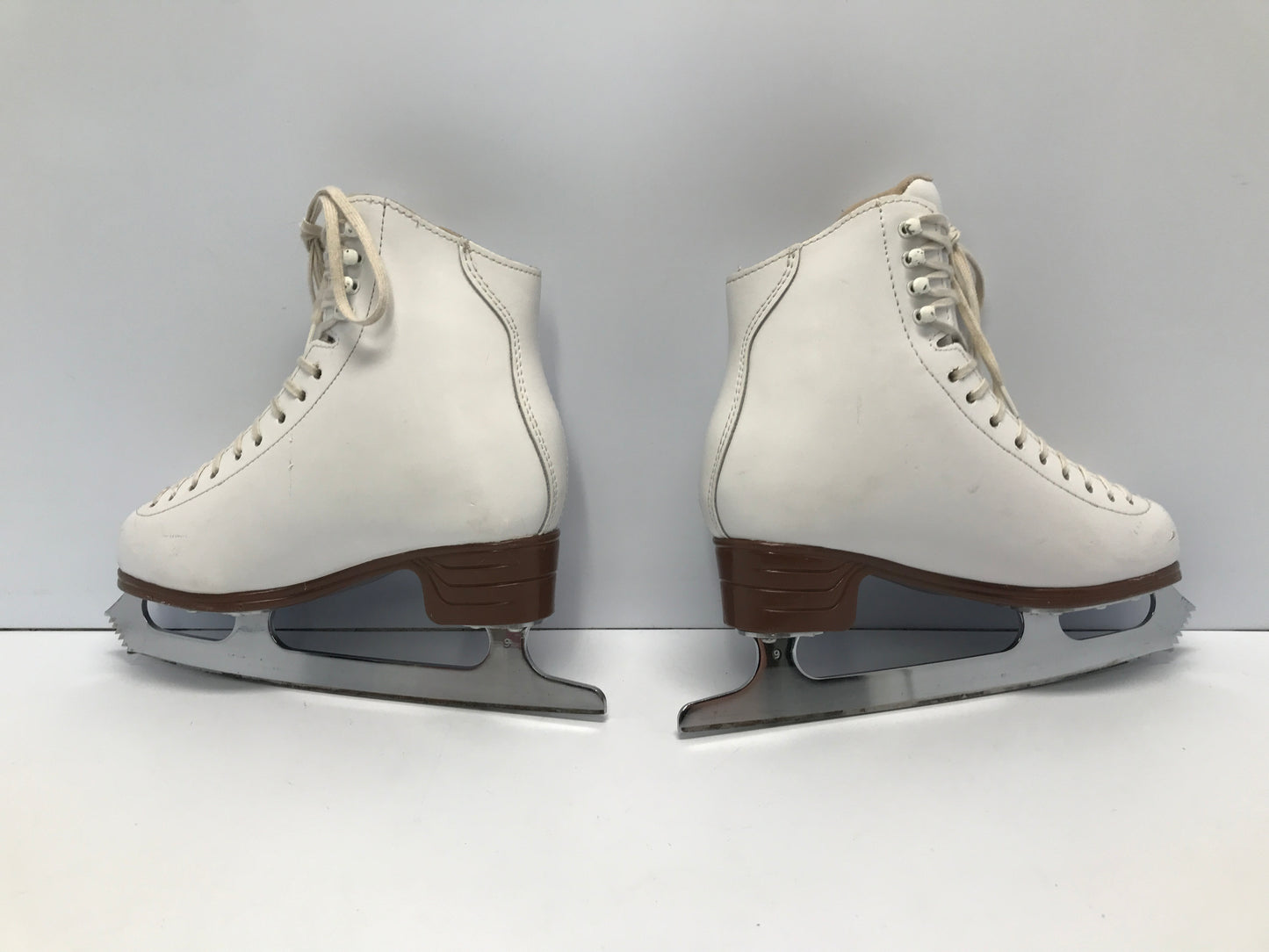 Figure Skates Child Size 4 C Jackson Classique Model 1990 Leather Like New