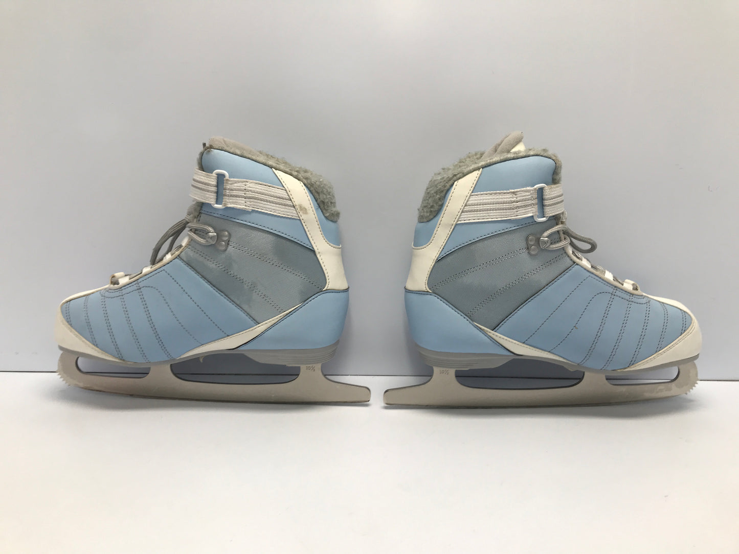 Figure Skates Ladies Size 9-10 Bauer Paddes Soft Skate Aqua Blue Excellent