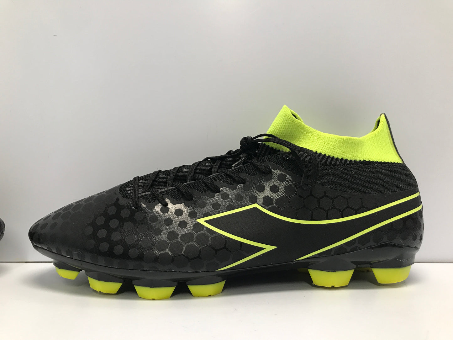 Football Rugby Soccer Shoes Cleats Men's Size 4.5 Diadora Slipper Feet Lime Black Like New