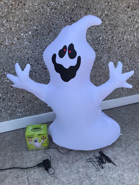Halloween Outdoor Decoration Light Up Inflatable Ghost 4 Feet Tal Airblown