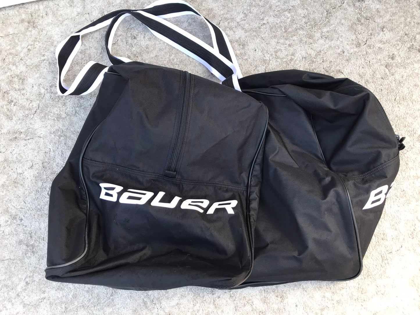 Hockey Bag Youth Child Age 4-7 Bauer Black White Like New