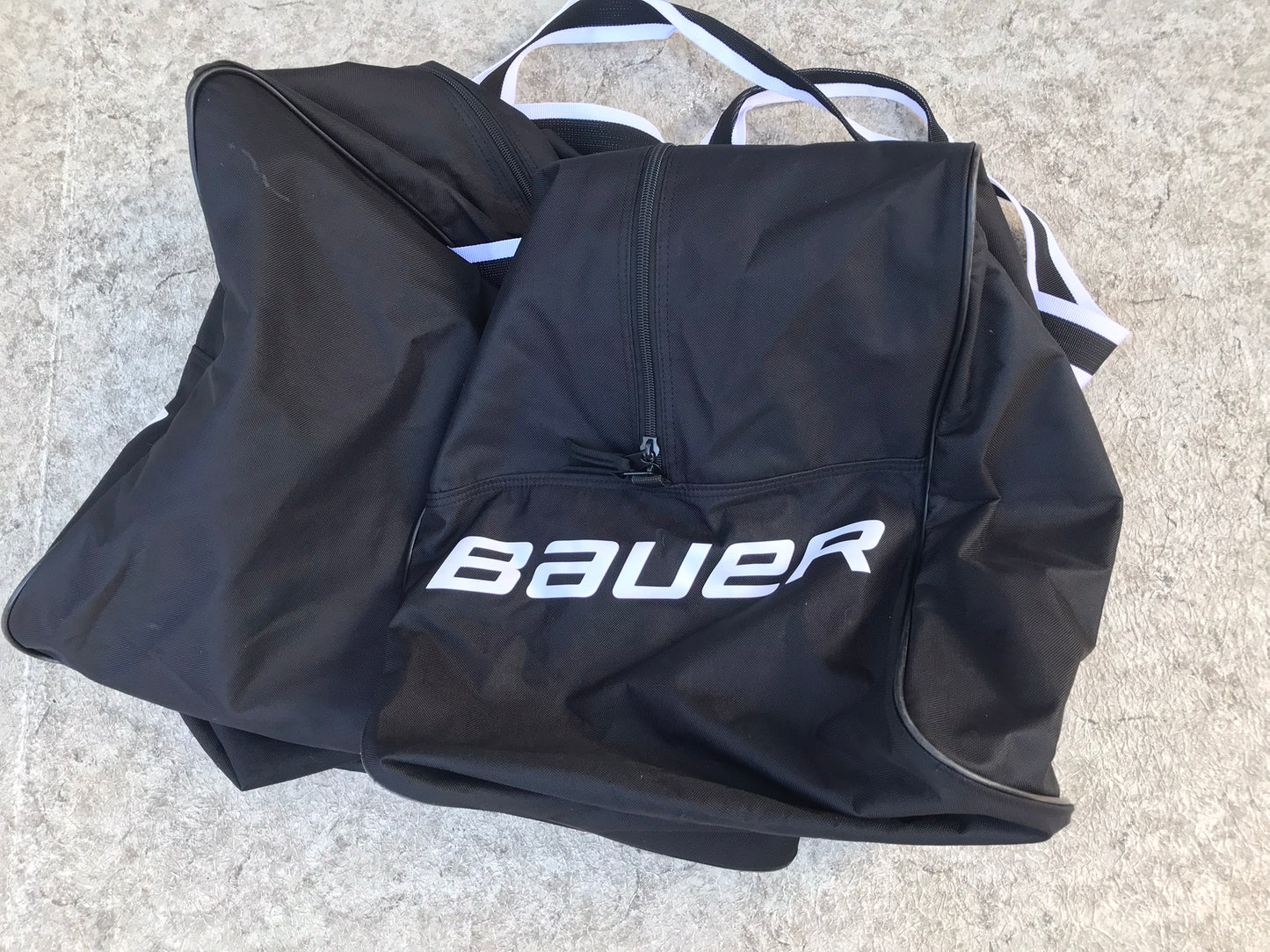 Hockey Bag Youth Child Age 4-7 Bauer Black White Like New
