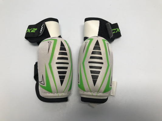 Hockey Elbow Pads Child Size Youth Large Age 5-6 Vic CX2 White Green Black Excellent