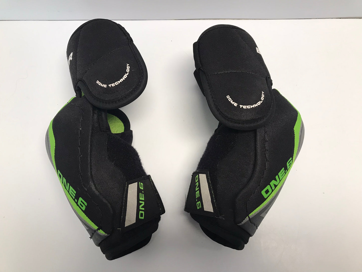 Hockey Elbow Pads Men's Size Small Bauer Supreme One .6 Black Lime Like New