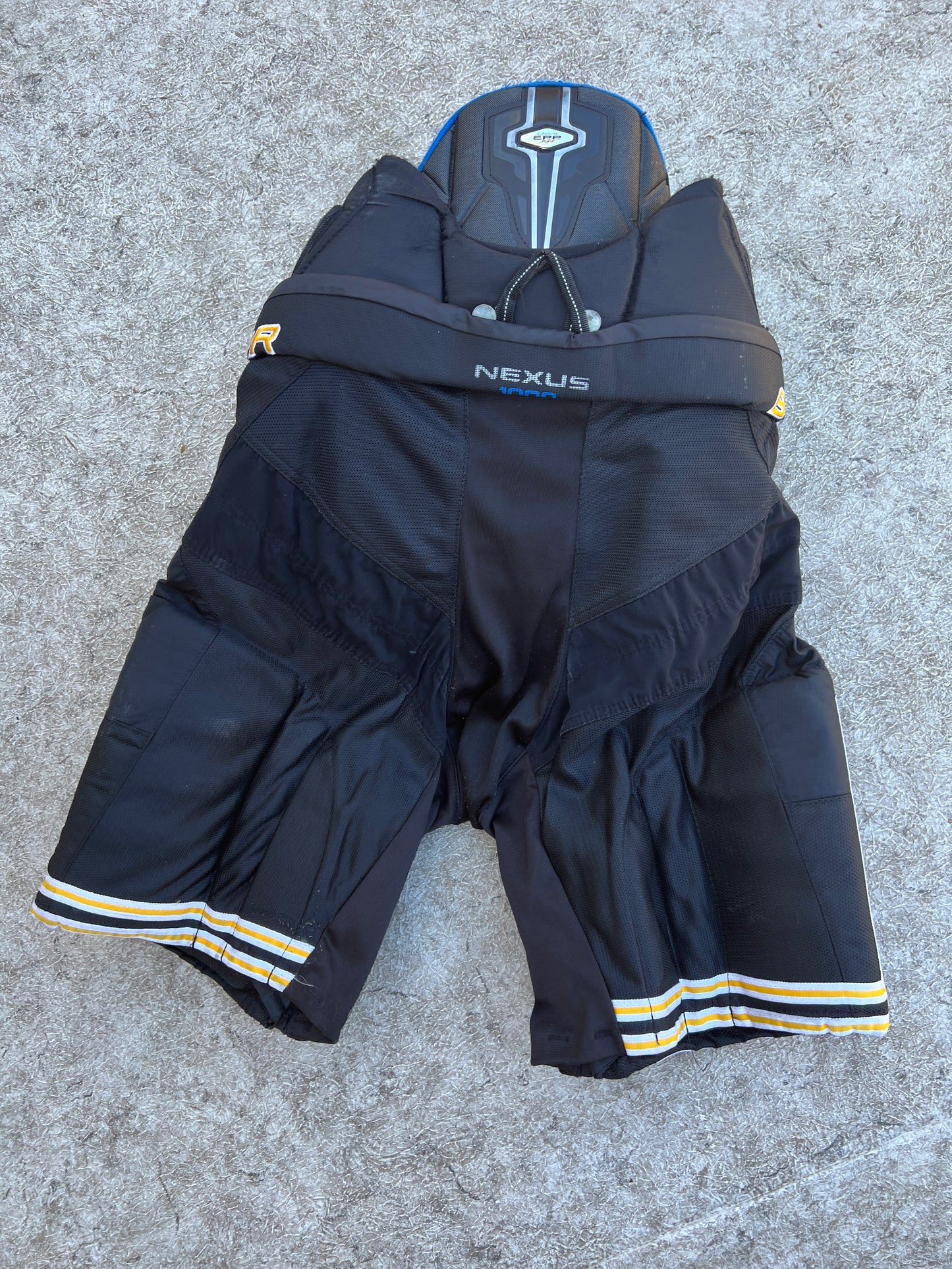 Hockey Goalie Pants Child Size Junior X-Large Nexus 1000 Custom Pro Stock Rare Outstanding Quality