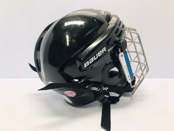 Hockey Helmet Child Size Junior Medium 6.25 -7.38 Age 6-8 Bauer Black With Cage Expires 2028 New Demo Model