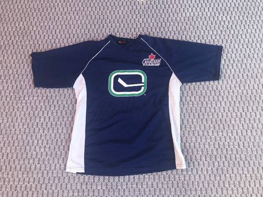 Hockey Jersey Men's Sizew X Large RARE Fan Shirt Vancouver Canucks Molson Canadian Sponsor Excellent