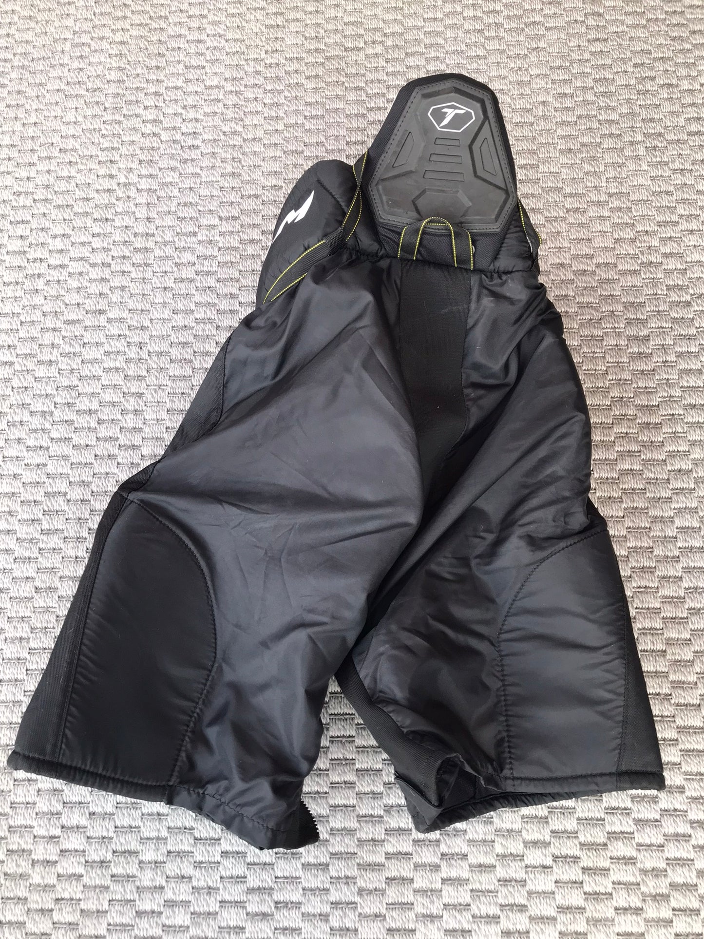 Hockey Pants Men's Senior Size Large CCM CUSTOM PRO Like New