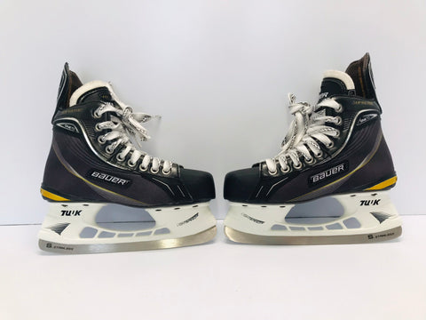 Hockey Skates Child Size 4 Shoe Size Bauer  One - 70 New