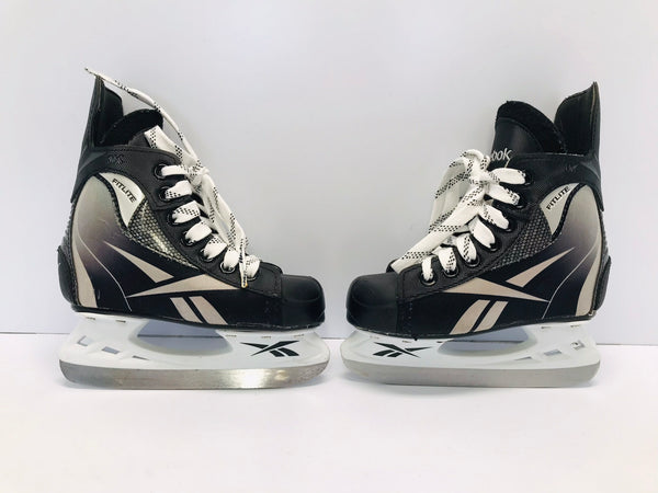 Hockey Skates Child Size 10 Shoe Size Toddler Reebok Excellent