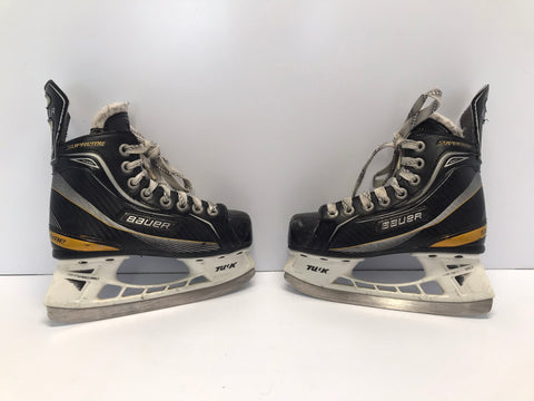 Hockey Skates Child Size 12 Shoe Size Bauer Supreme