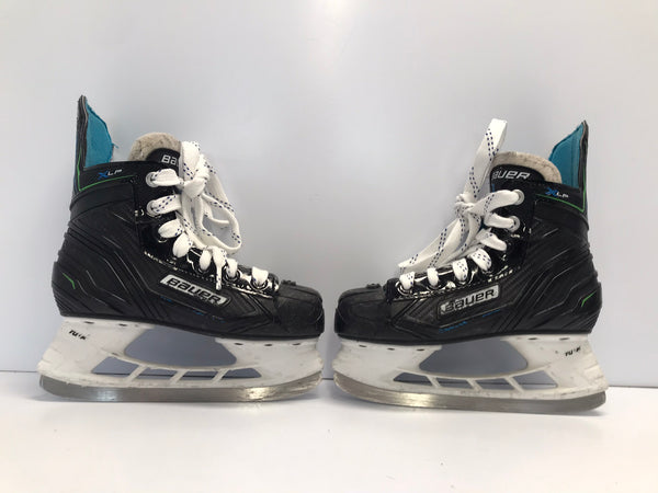 Hockey Skates Child Size 2 Shoe Size Bauer Excellent