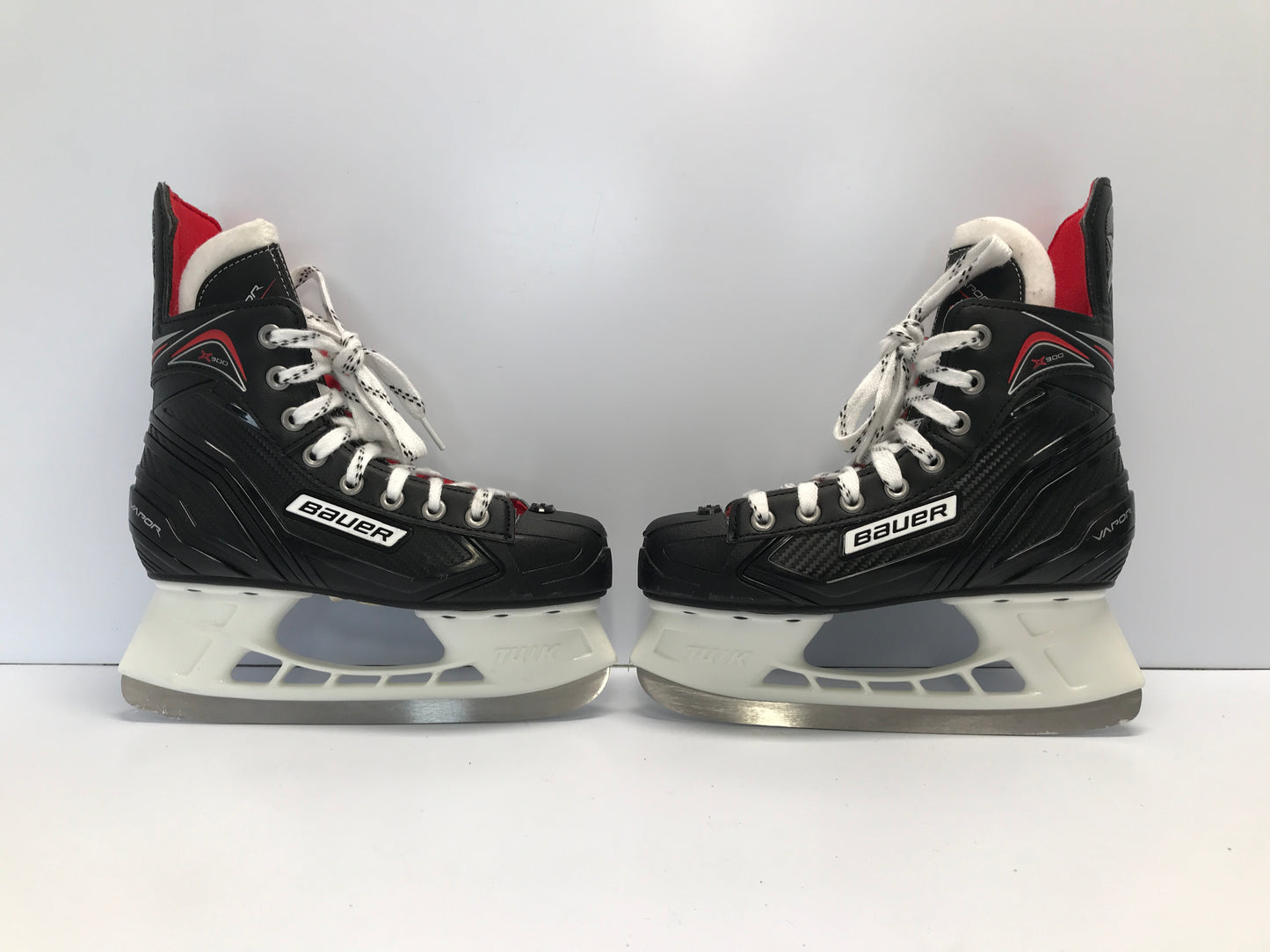 Hockey Skates Child Size 4 Shoe Size 3 Skate Bauer Vapor X300 Like New