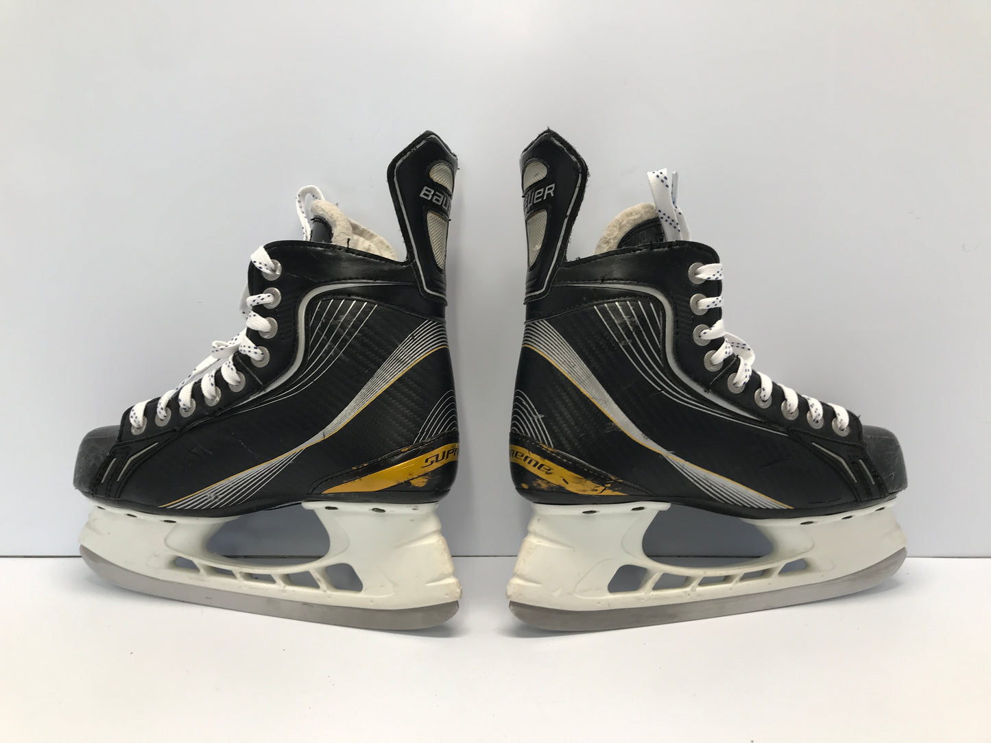 Hockey Skates Child Size 5 Shoe Size 4 Skate Bauer Supreme One60